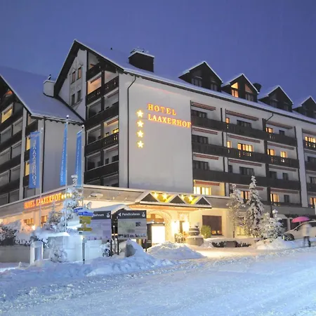 Hotel Laaxerhof 4*